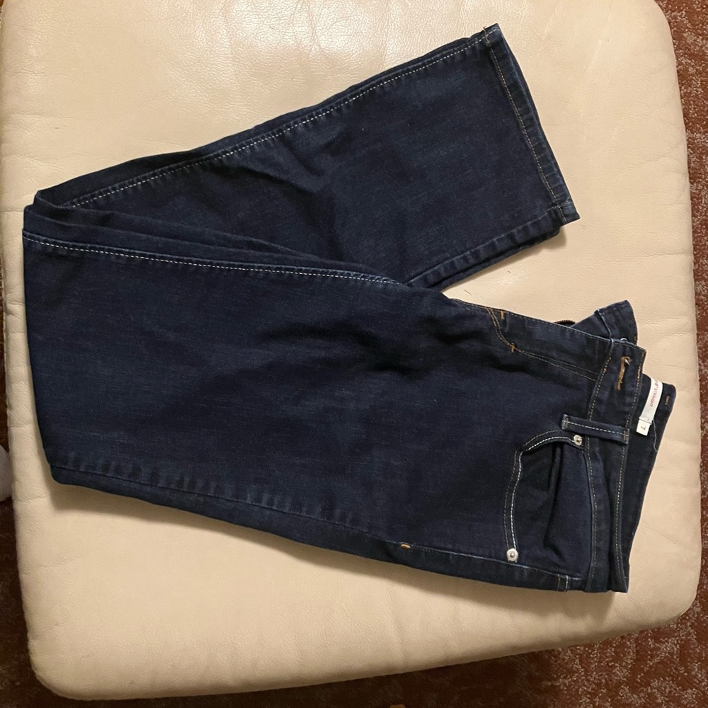 Levi’s 518 straight jeans